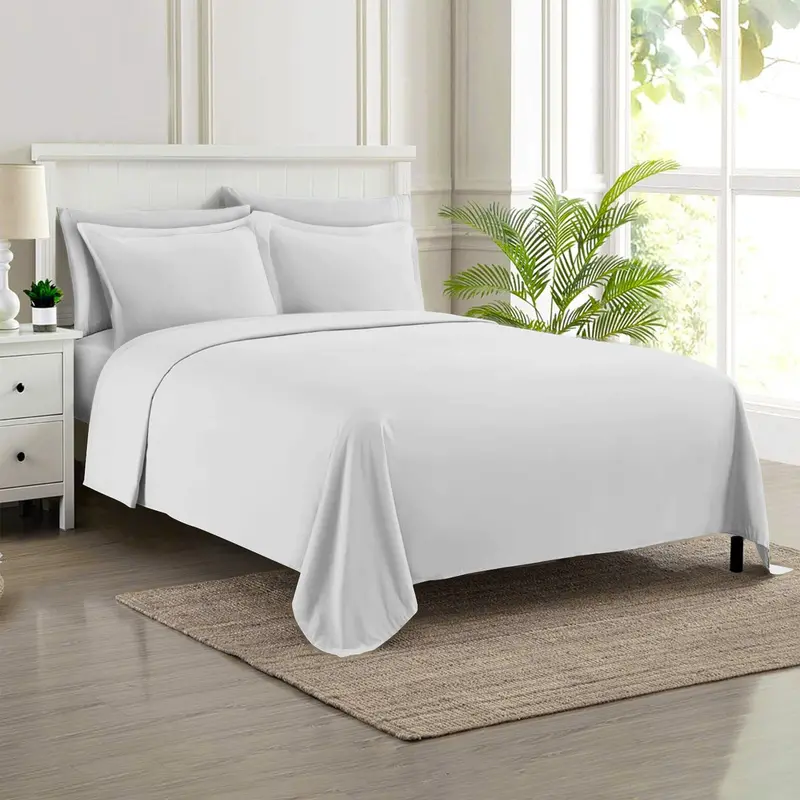 All-Season Queen Bedding Set 1
