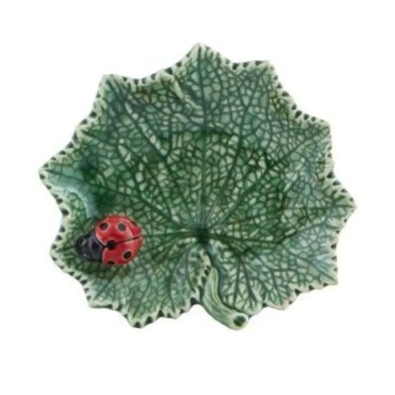 Bordallo Pinheiro Countryside Leaves: Ragwort Leaf Platter With Ladybug Illustration 1