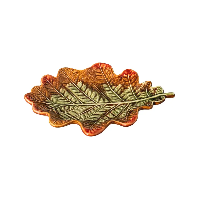 Bordallo Pinheiro Gudrun Dinner Plate | Organic Leaf-Motif Stoneware 1