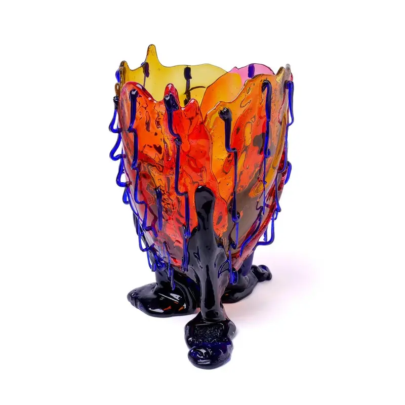 Clear Special Vase Featuring Vibrant Transparent Tones – Amber, Fuchsia, Blue 1