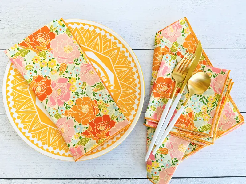 Dot And Army Marigold Floral Cloth Napkins – Vibrant Yellow Cotton Dinner Linens 1
