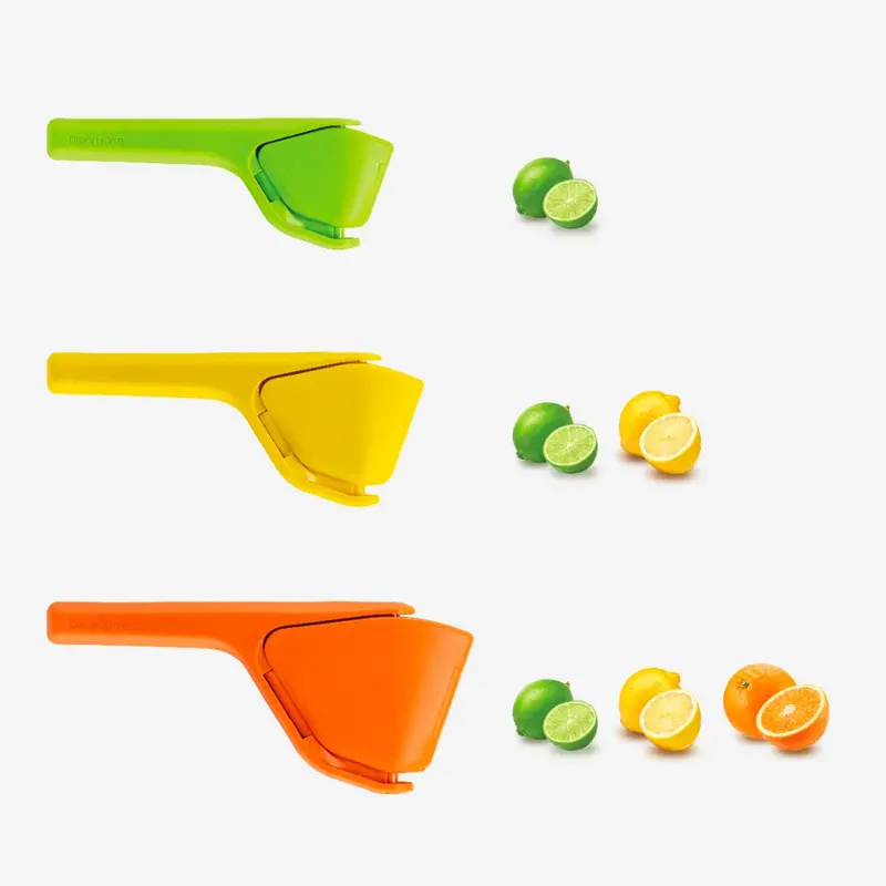 Dreamfarm Fluicer Citrus Juicer With Built-In Strainer 1