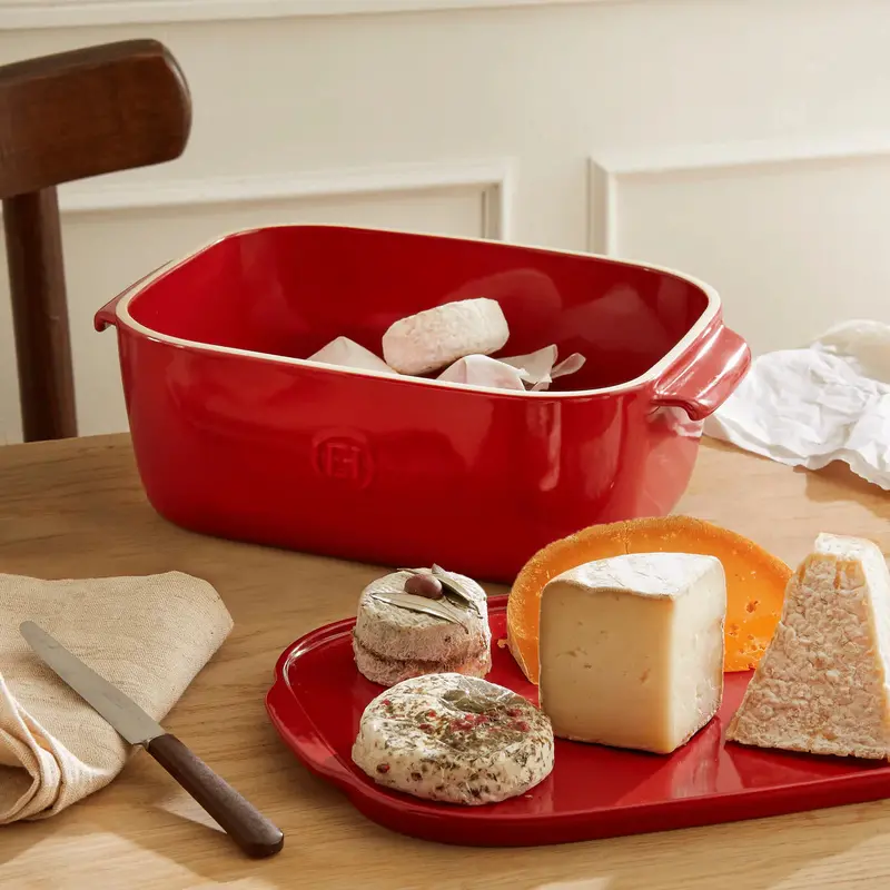 Emile Henry Burgundy Cheese Storage Box 1