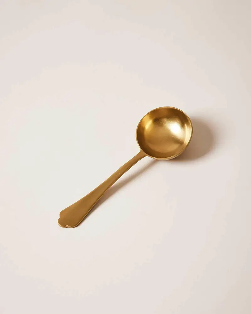 Farmhouse Pottery Essex Coffee Scoop – Solid Wood Design 1