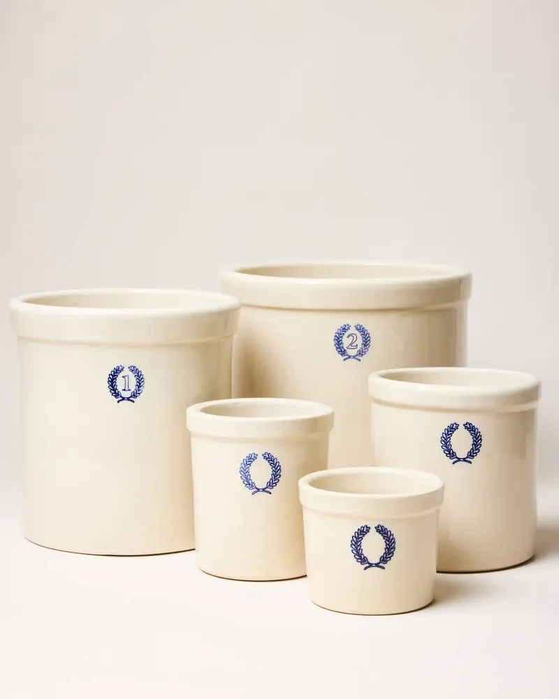 Farmhouse Pottery Laurel Crocks – 2-Quart Airtight Ceramic Container 1