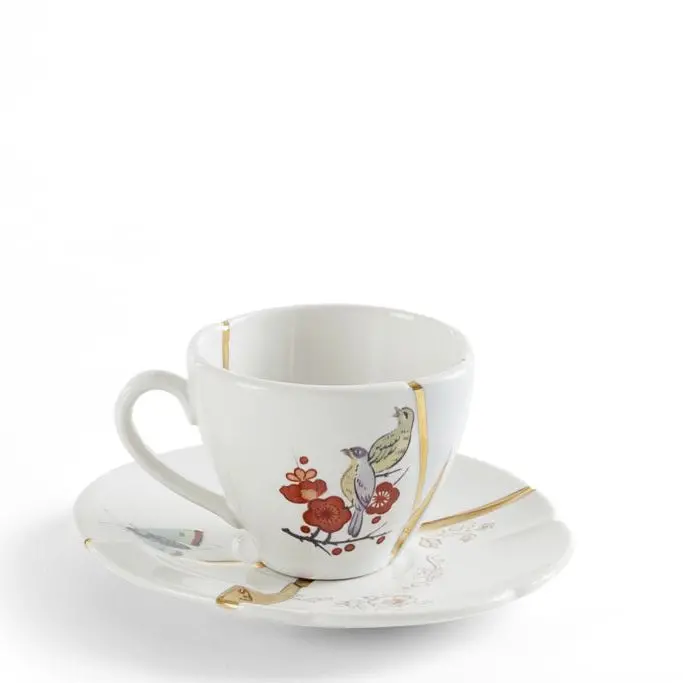 Hand-Repaired Kintsugi Coffee Cup – Golden Joinery Technique 1