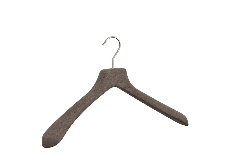 Heavy-Duty Suit And Coat Hanger 1