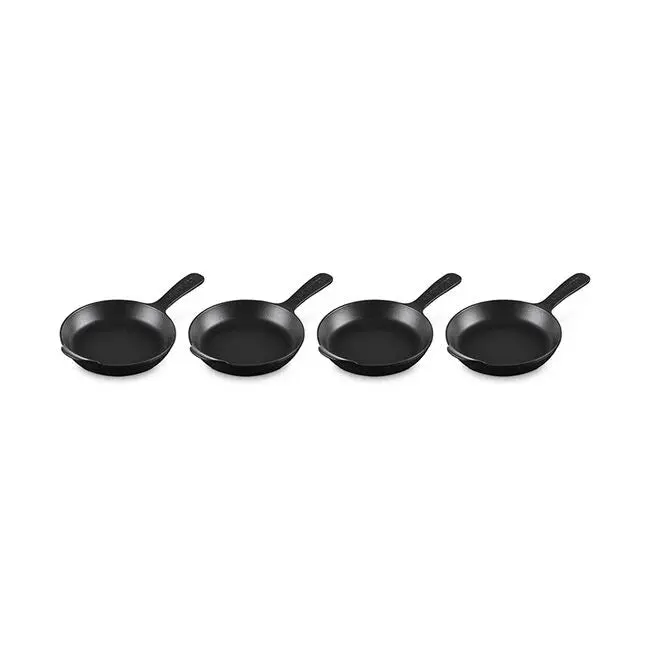 Le Creuset Gourmand Cast Iron Skillet Set (4-Piece) 1