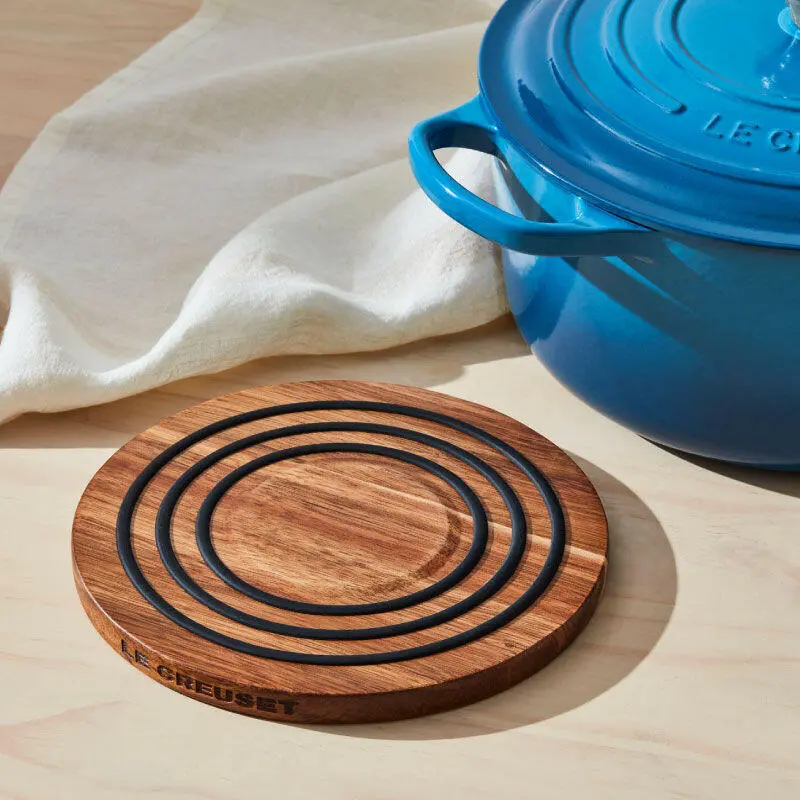 Le Creuset Wooden Magnetic Trivet For Hot Cookware 1