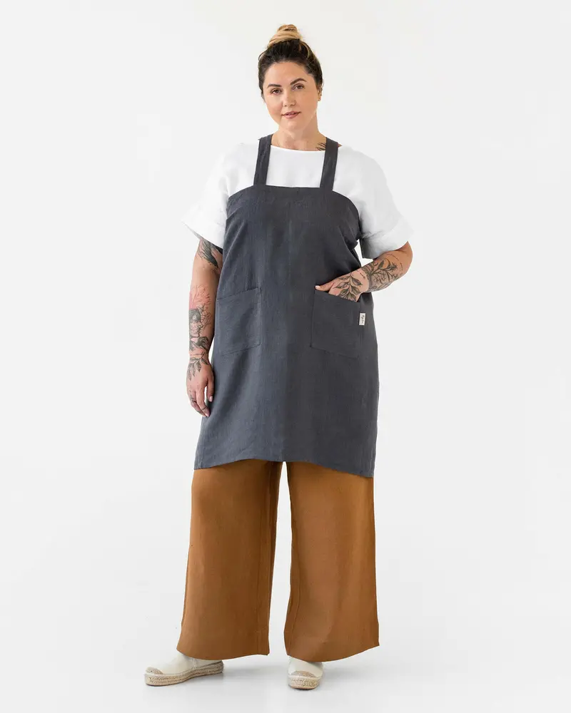 Magiclinen Cross-Back Pinafore Apron – Charcoal Gray, Size S-M 1