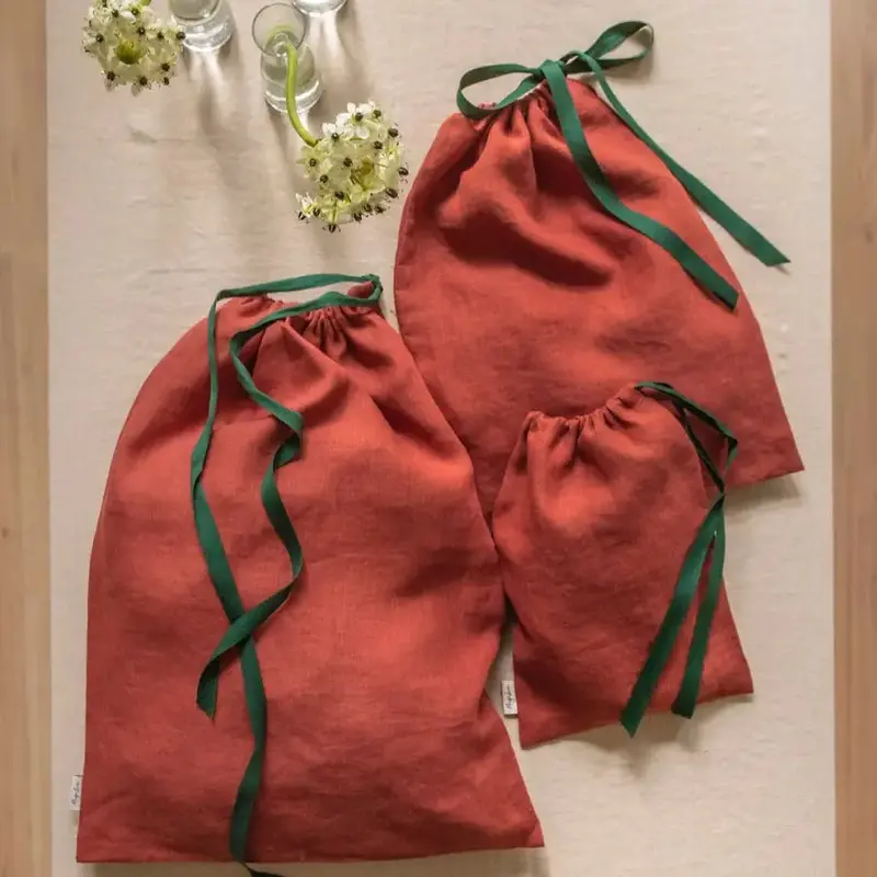 Magiclinen Festive Christmas Gift Bags – Reusable Holiday Packaging 1