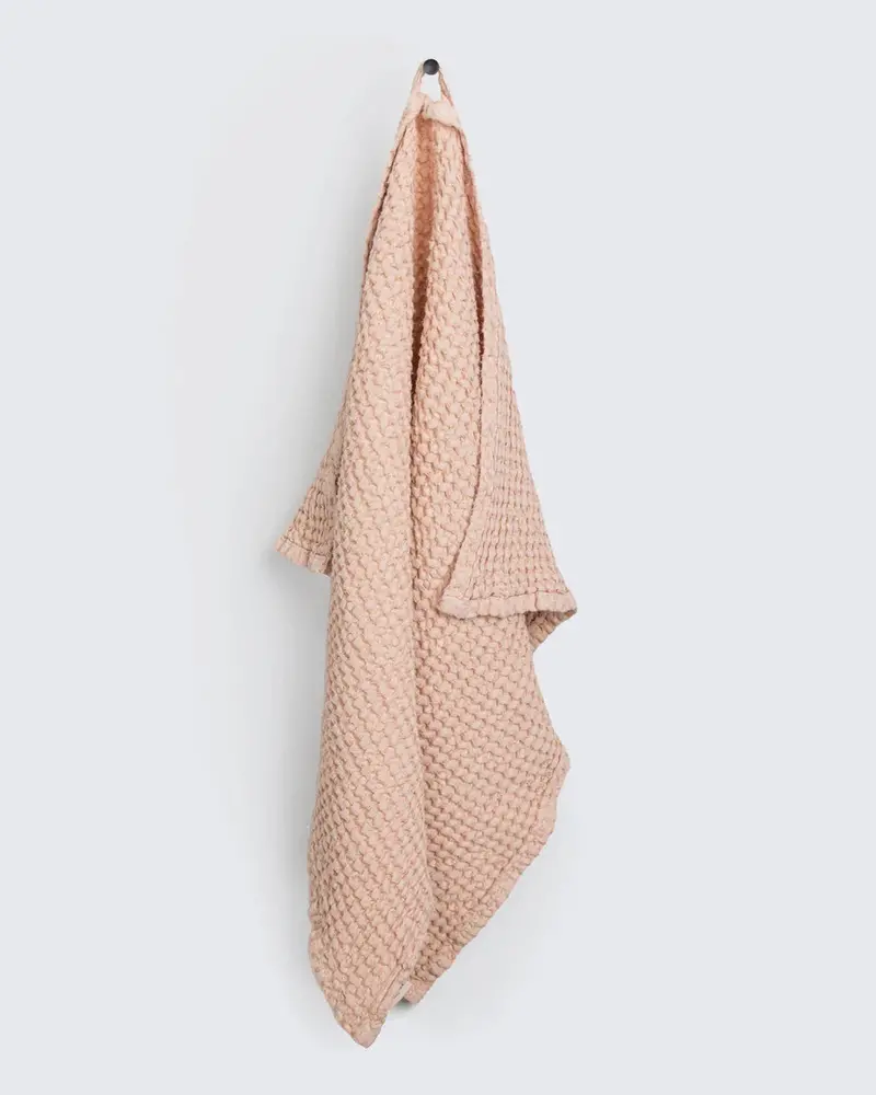 Magiclinen Large Textured Waffle Towel In Peach 1