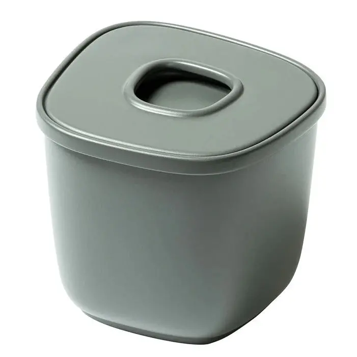 Maris Green Cast-Aluminum Lidded Ice Bucket With Modern Aesthetic 1