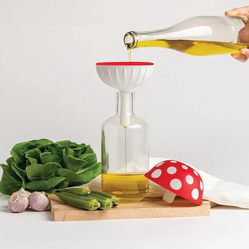 Ototo Magic Mushroom Funnel – Silicone Collapsible Funnel In Standard Size 1