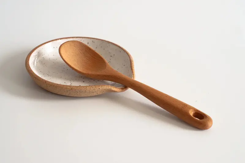 Rachaelpots Ceramic Spoon Rest – Nude-White Matte 1