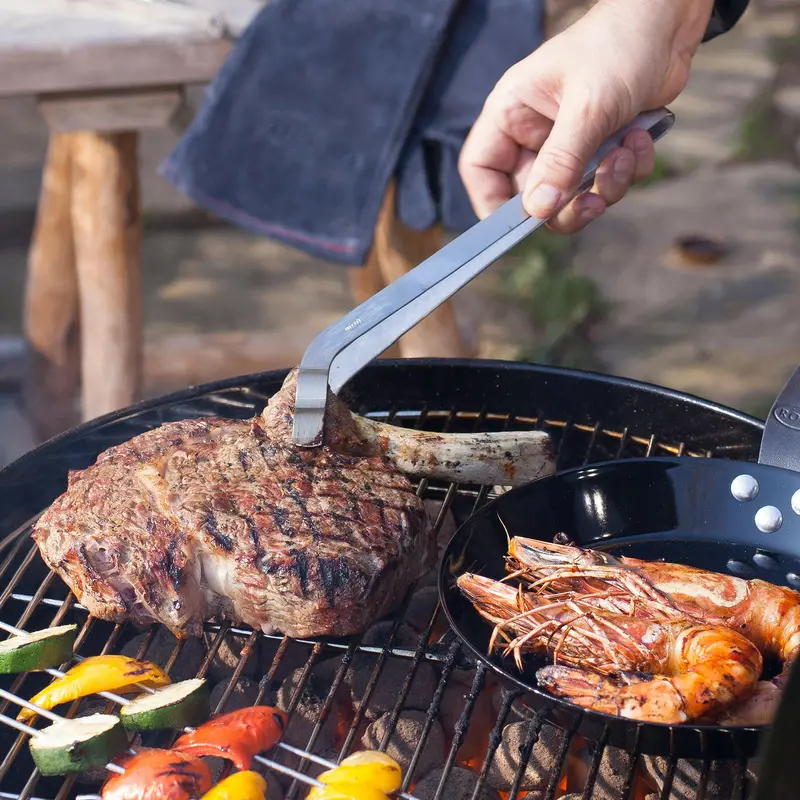 Rösle Stainless Steel Hook Grill Tongs – Ergonomic Design 1