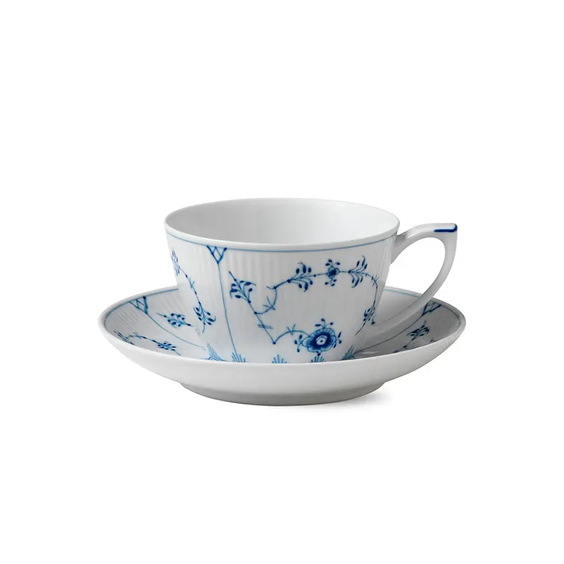 Royal Copenhagen Blue Fluted Cup And Saucer Set (28 Cl) 1