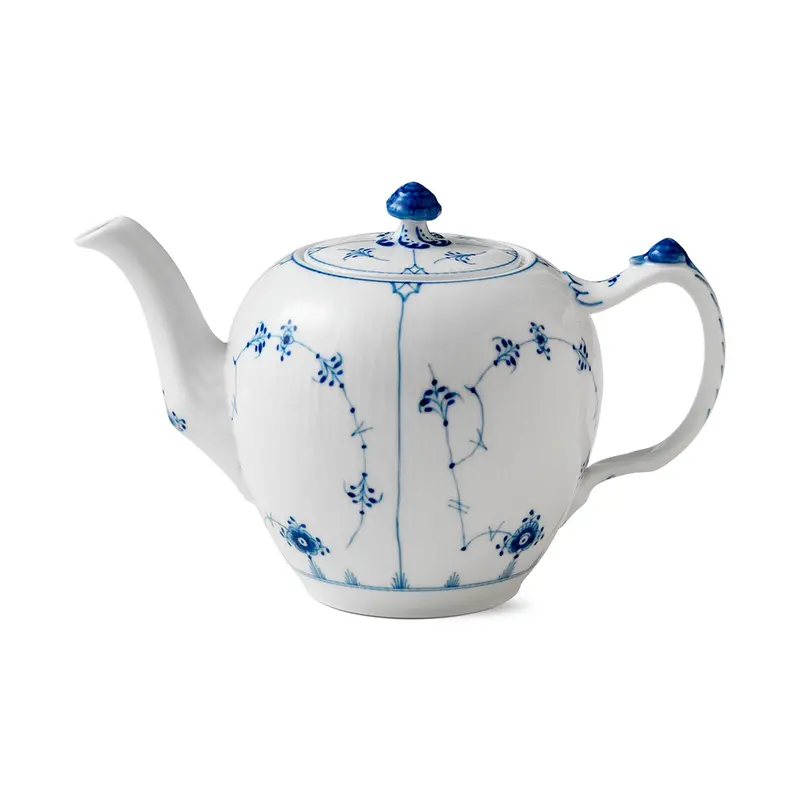 Royal Copenhagen Blue Fluted Plain Teapot – 1 Liter Capacity 1