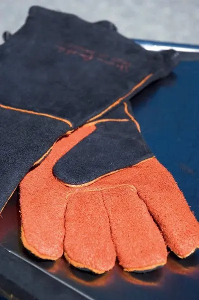 Steven Raichlen Extra-Long Heat-Resistant Suede Grill Gloves 1
