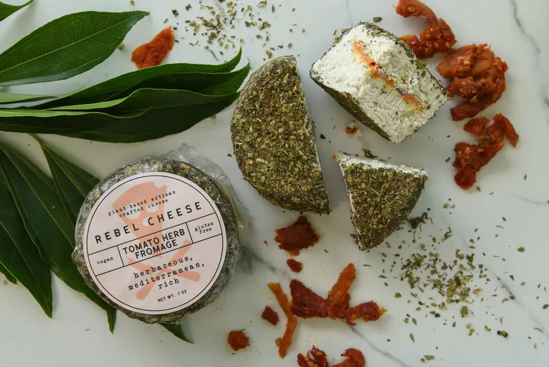 Tomato & Herb Plant-Based Fromage | Rebel Cheese 1