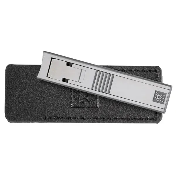 Twinox Nail Clipper With Protective Storage Case 1