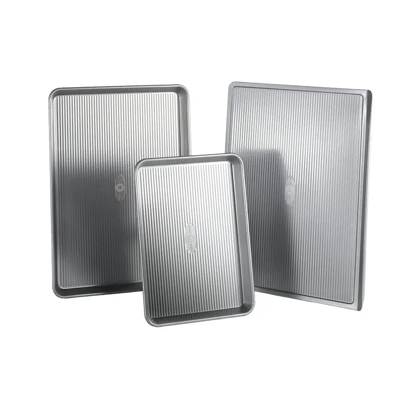 Usa Pan 3-Piece Bakeware Set – Nonstick Professional Collection 1