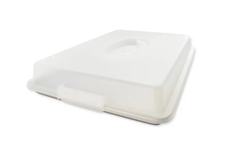 Usa Pan Half-Sheet Pan With Secure-Fit Lid 1